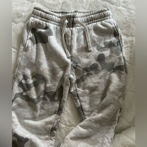 No Boundaries Sherpa Fur Lined Camouflage Joggers Sweat Pants Size XS Brand New